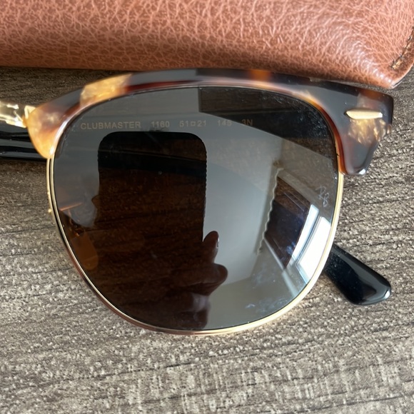 Ray-Ban Clubmaster classic tortoise - Picture 3 of 9